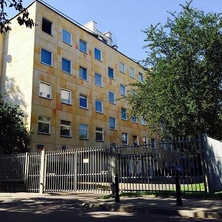 Lovely Garden Flat Near Royal Park Warsawa Bagian luar foto