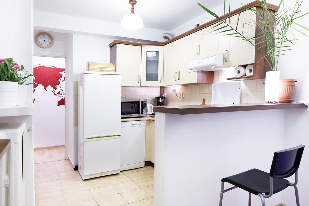 Lovely Garden Flat Near Royal Park Warsawa Ruang foto